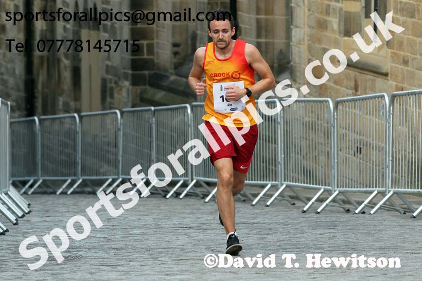 Finish of the Durham City Run 5k,  Durham City Run 5k and 10k. Photo: David T. Hewitson/Sports for All Pics